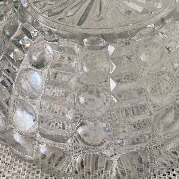 Vintage Anchor Hocking Glass Bowl   Circa 1950s. Circle and Bars design. - Picture 3 of 5